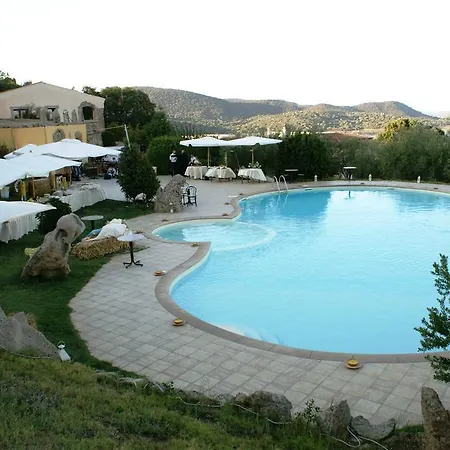 Hotel Ristorante Funtana Abbas Luras