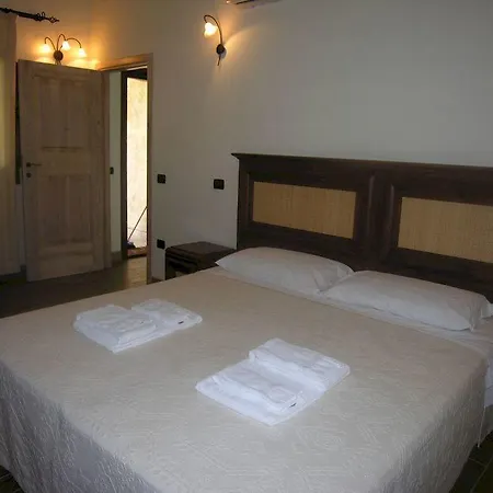 Hotel Ristorante Funtana Abbas Luras