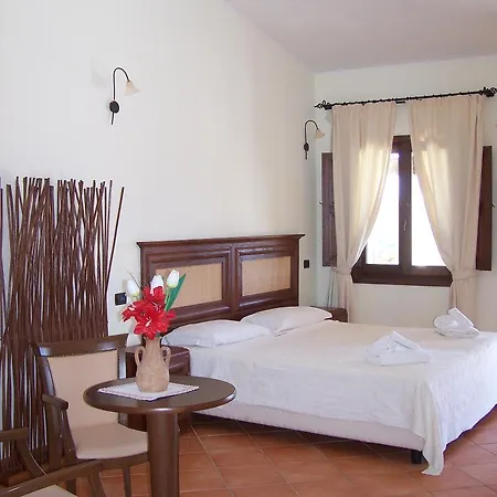 Hotel Ristorante Funtana Abbas 3*